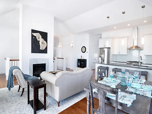 Sold by McClellan Sotheby's International Realty | media 27