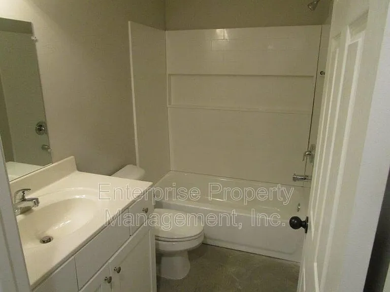 3490 Ardmore St — Photo 19