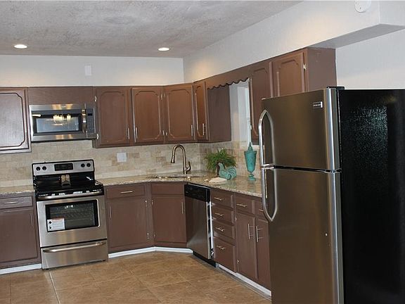 4th image of 4236 Corbett Dr