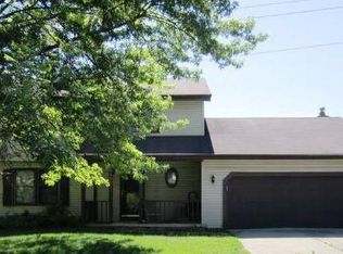 649 Grist Run Rd, Westerville, OH 43082