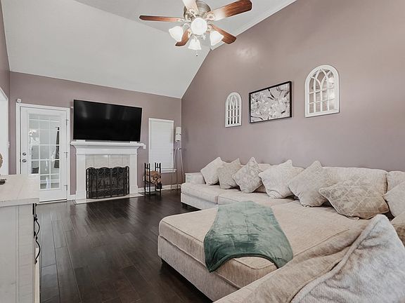 2nd image of 219 Ambleside Dr