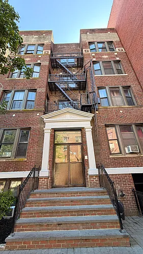 319-321 Fairmount Ave #A08 Photo 1