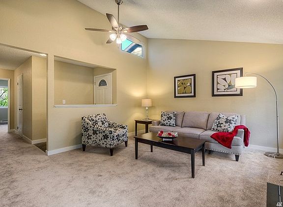 3rd image of 12617 NE 130th Way APT E306
