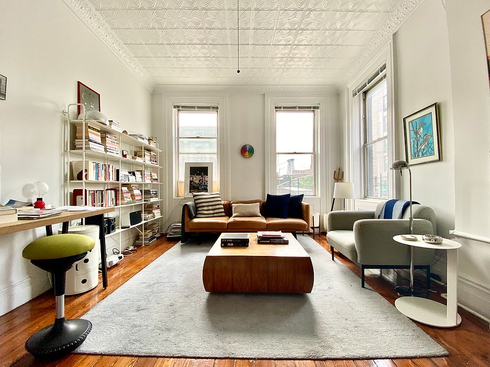 1st image of 233 Wythe Ave #2