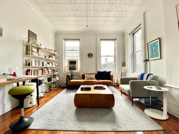 233 Wythe Avenue image 1 of 8
