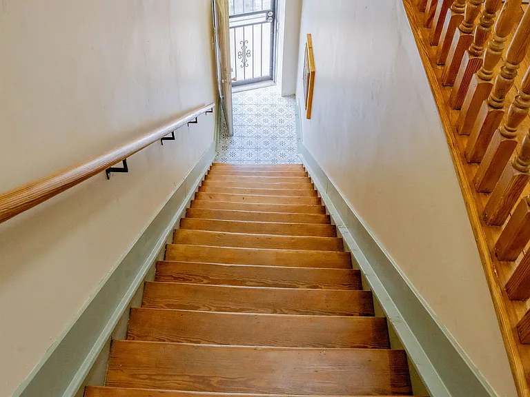973-975 Mount Vernon Ave #3 — Photo 9