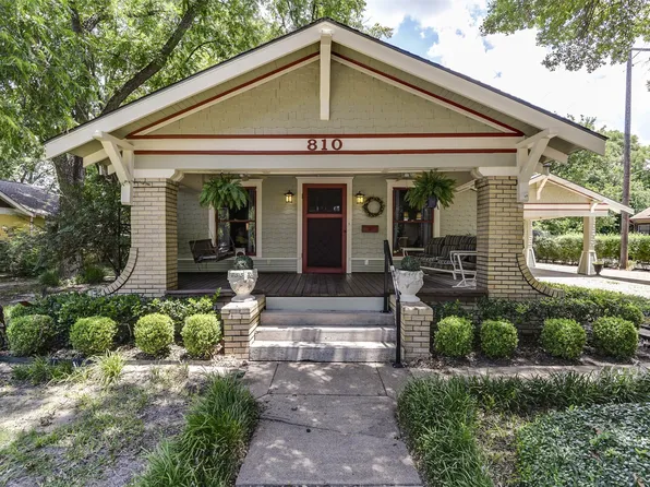 810 N Preston St, Ennis, TX 75119