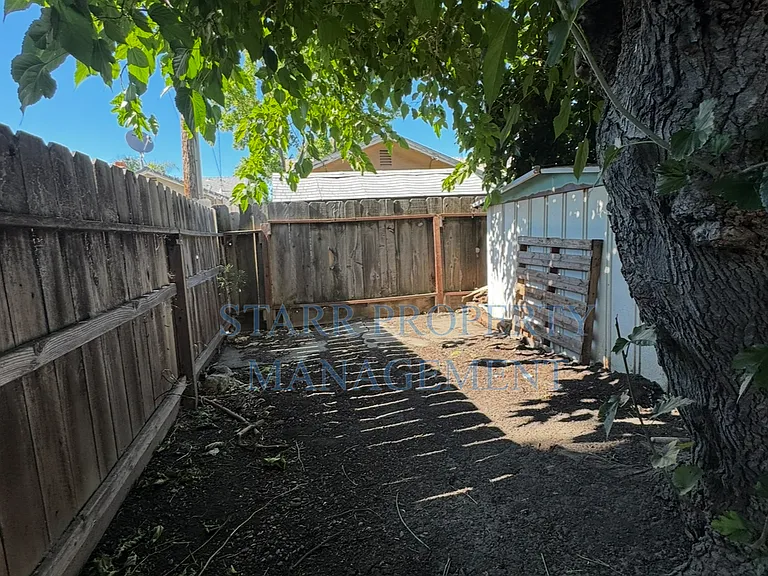 2641 Sumac Ave — Photo 18