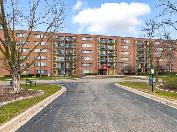 1800 Huntington Blvd #Ae101, Hoffman Estates, IL 60169