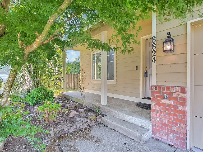 8824 161st Street Ct E — Photo 3
