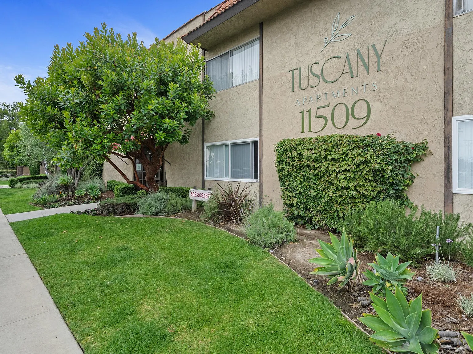 Tuscany Apartments — Photo 1