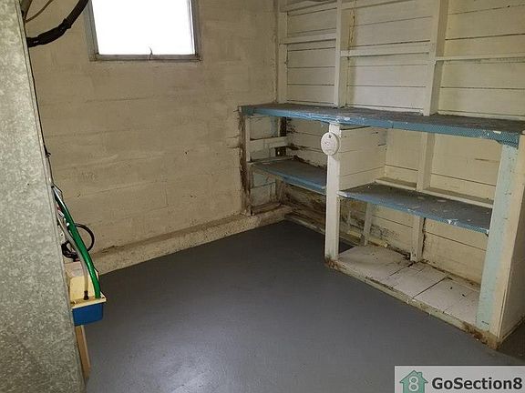 2nd image of 8827 Blewett Ave