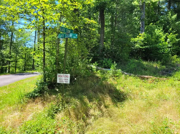 13 Slate Stone Ln, Hayesville, NC 28904