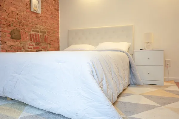 Rented by Douglas Elliman | media 11