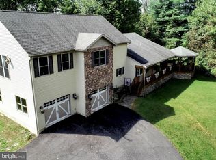 2022 Stauffer Rd, Spring Grove, PA 17362