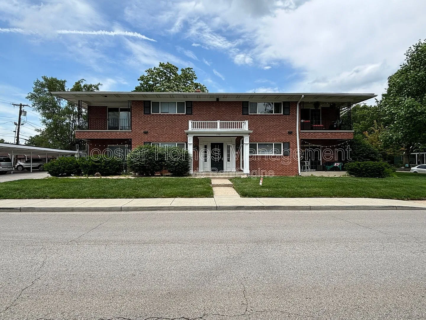 2 bed, 1.5 bath, 1050 sqft, $1,500 — Photo 1