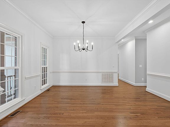 5th image of 103 Highlands Lake Dr