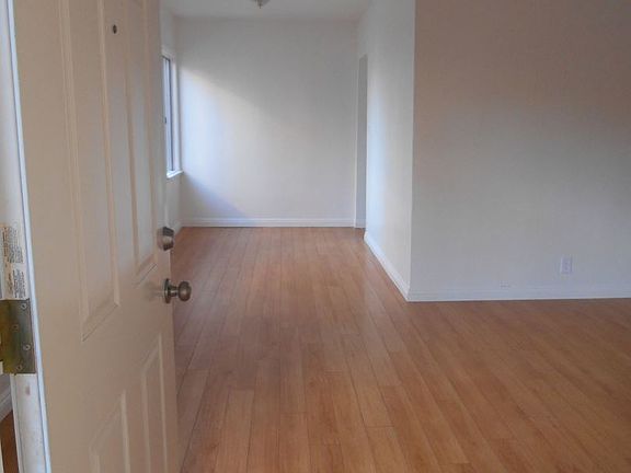 2nd image of 1920 W 35th St
