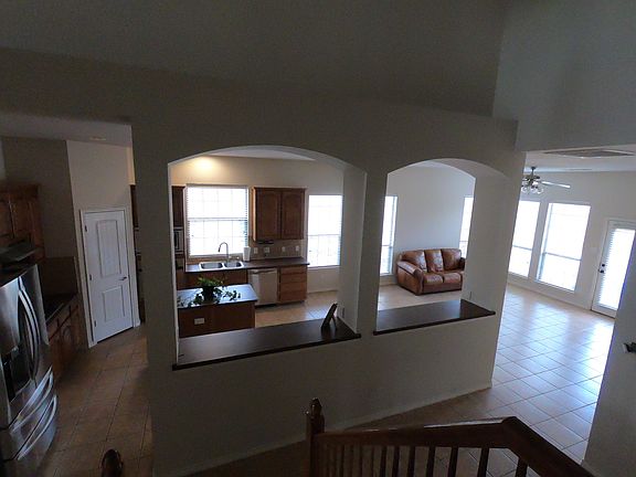 5th image of 5920 Chisholm Trl