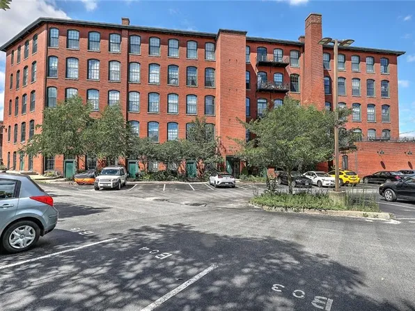 28 Bayley St APT 107, Pawtucket, RI 02860