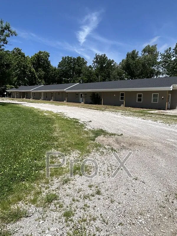 2381 Locust Rd — Photo 1