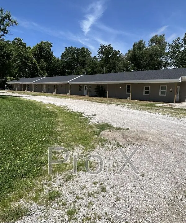 2379 Locust Rd #3