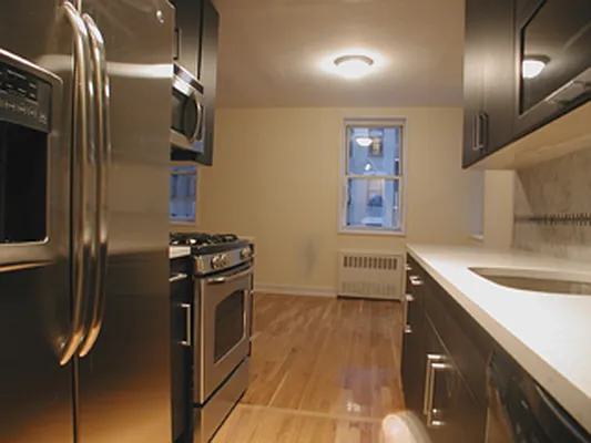 Sold by Simone Song Properties, LLC | media 11