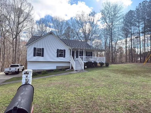 437 Tanner Farm Dr, Rockmart, GA 30153