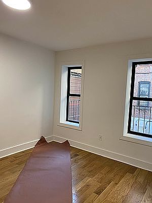 3rd image of 226 Kimberly Pl APT 1D