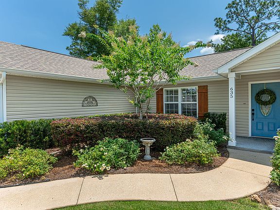 2nd image of 635 Magnolia Lake Dr