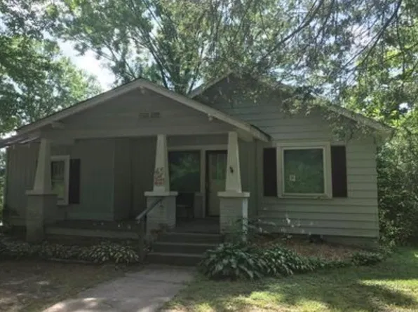 45 Clear Creek Rd, Hendersonville, NC 28792