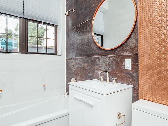 5th image of 240 Boerum St #1