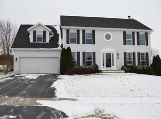 2235 Plymouth St, Marion, IA 52302