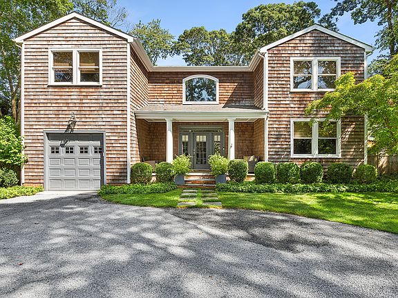 3rd image of 10 Bay View Rd N