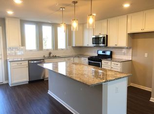 787 Midtown Ln #5, New Brighton, MN 55112