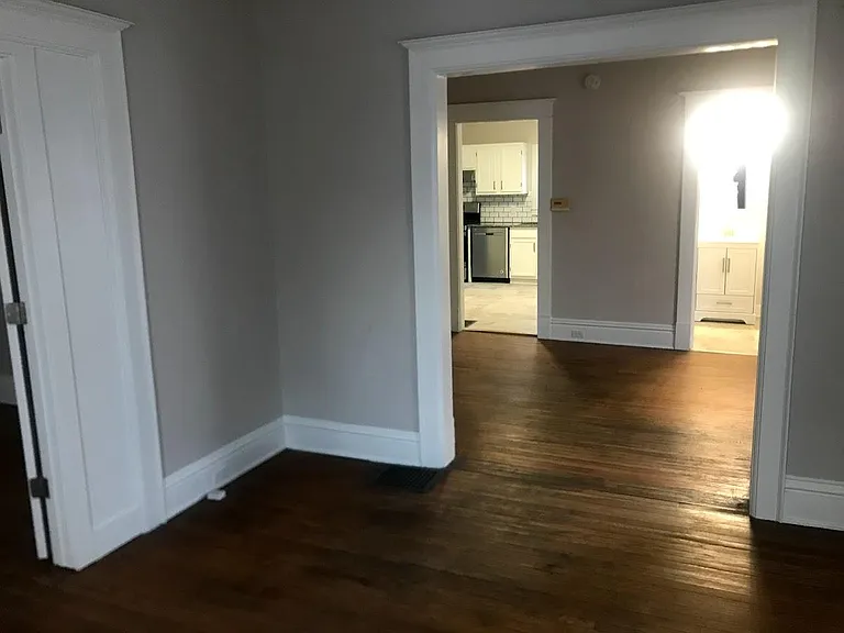 741 Jackson St NW — Photo 3