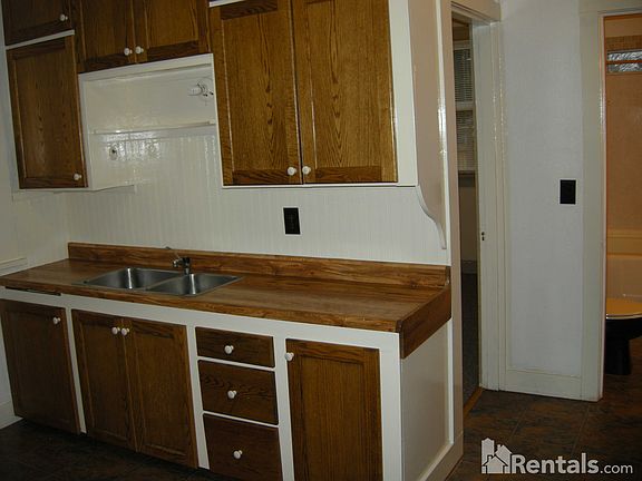 4th image of 1604 7th St APT 1