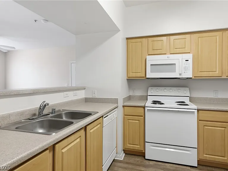 6955 N Durango Dr #2024 — Photo 11