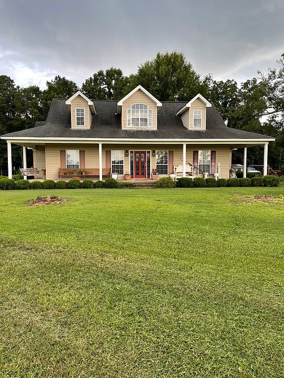 82 Honeysuckle Ln - Property Image