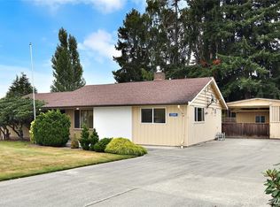 12045 Country Ln, Burlington, WA 98233