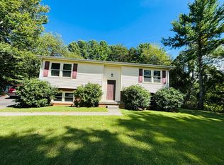 120 Flagg Ct, Christiansburg, VA 24073