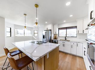 6910 Chris Ln, Flagstaff, AZ 86004