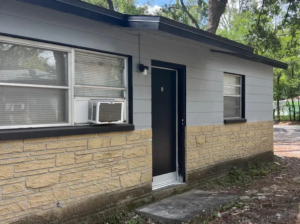 1601 E Marks Dr APT A, Tampa, FL 33604