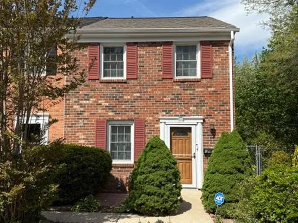 600 Olde Greenwich Cir, Fredericksburg, VA 22408