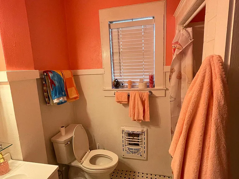 2711 S University Dr — Photo 23