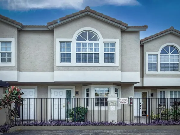 610 SE 14th Court #9, Fort Lauderdale, FL 33316
