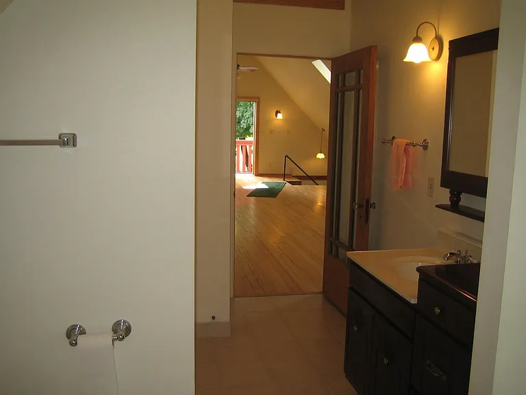 3400 N Downer Ave — Photo 3