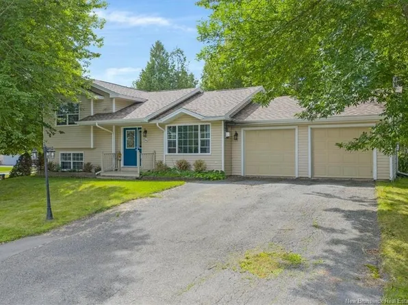 1 Tagish Rd, Quispamsis, NB E2E 6C2