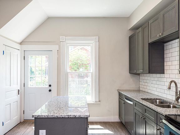 5th image of 61 Ringgold St
