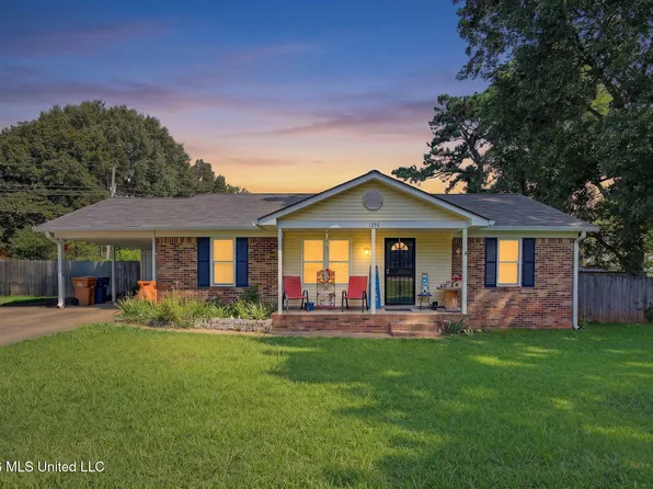 1396 Haywood Dr, Southaven, MS 38671